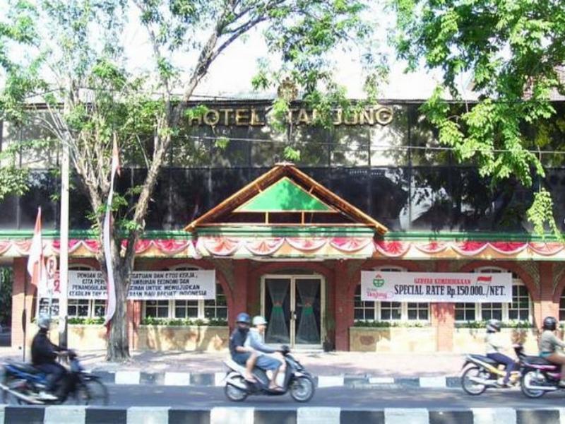 Hotel Tanjung Surabaya Exteriör bild